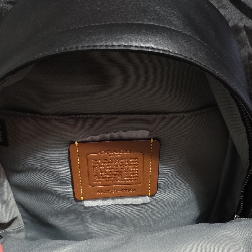 Coach West Pack Signature Canvas Sling Bag Chalk Black CV924 - Picture 2 of 4